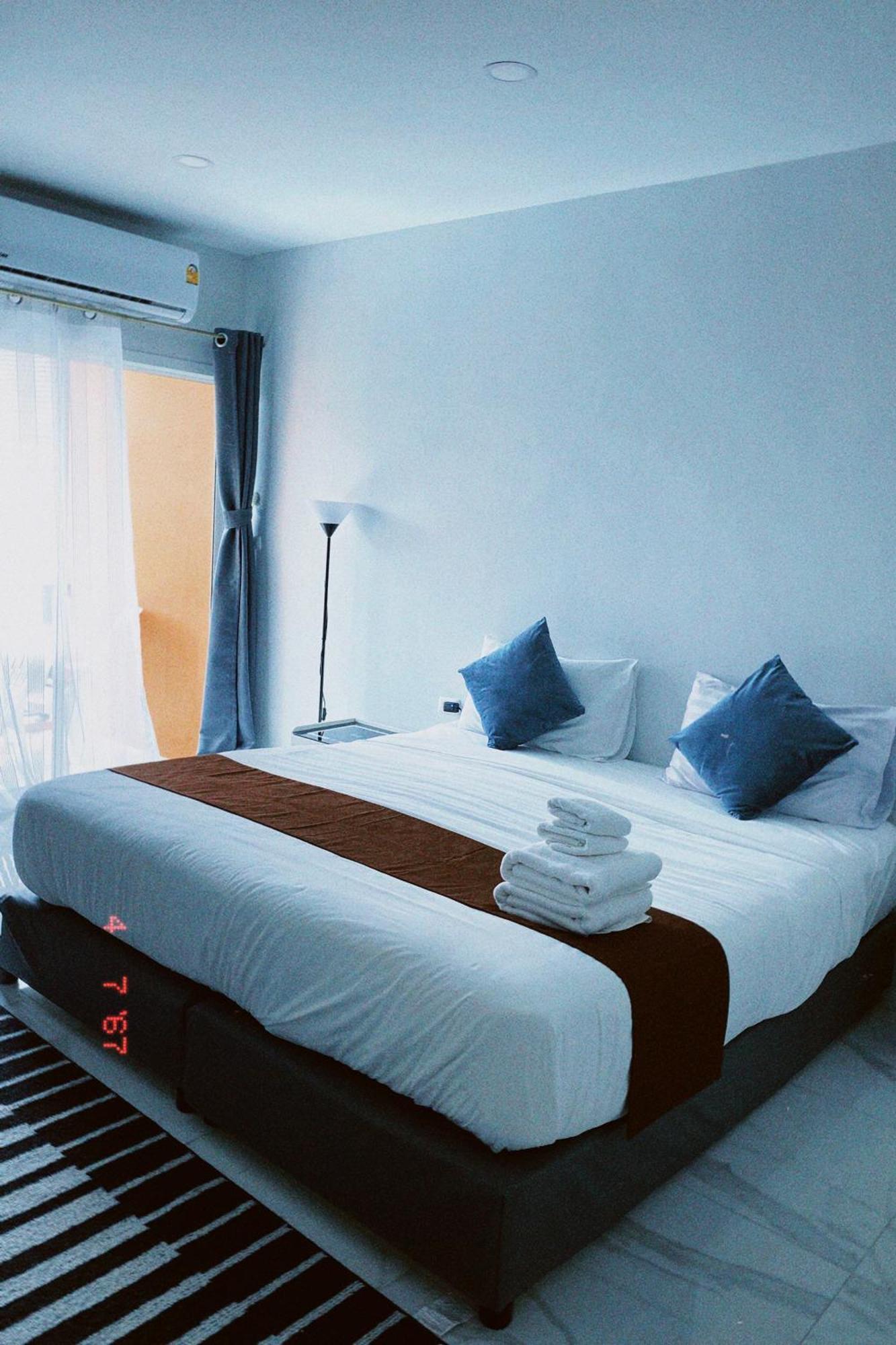 Hotel Sasimanta Kamala Beach Esterno foto