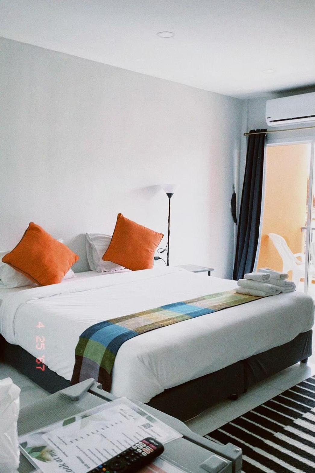 Hotel Sasimanta Kamala Beach Esterno foto