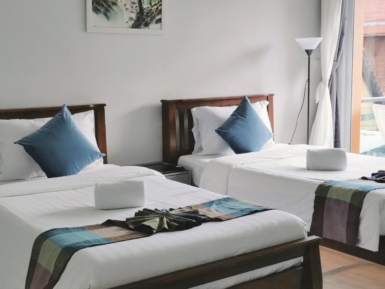 Hotel Sasimanta Kamala Beach Esterno foto