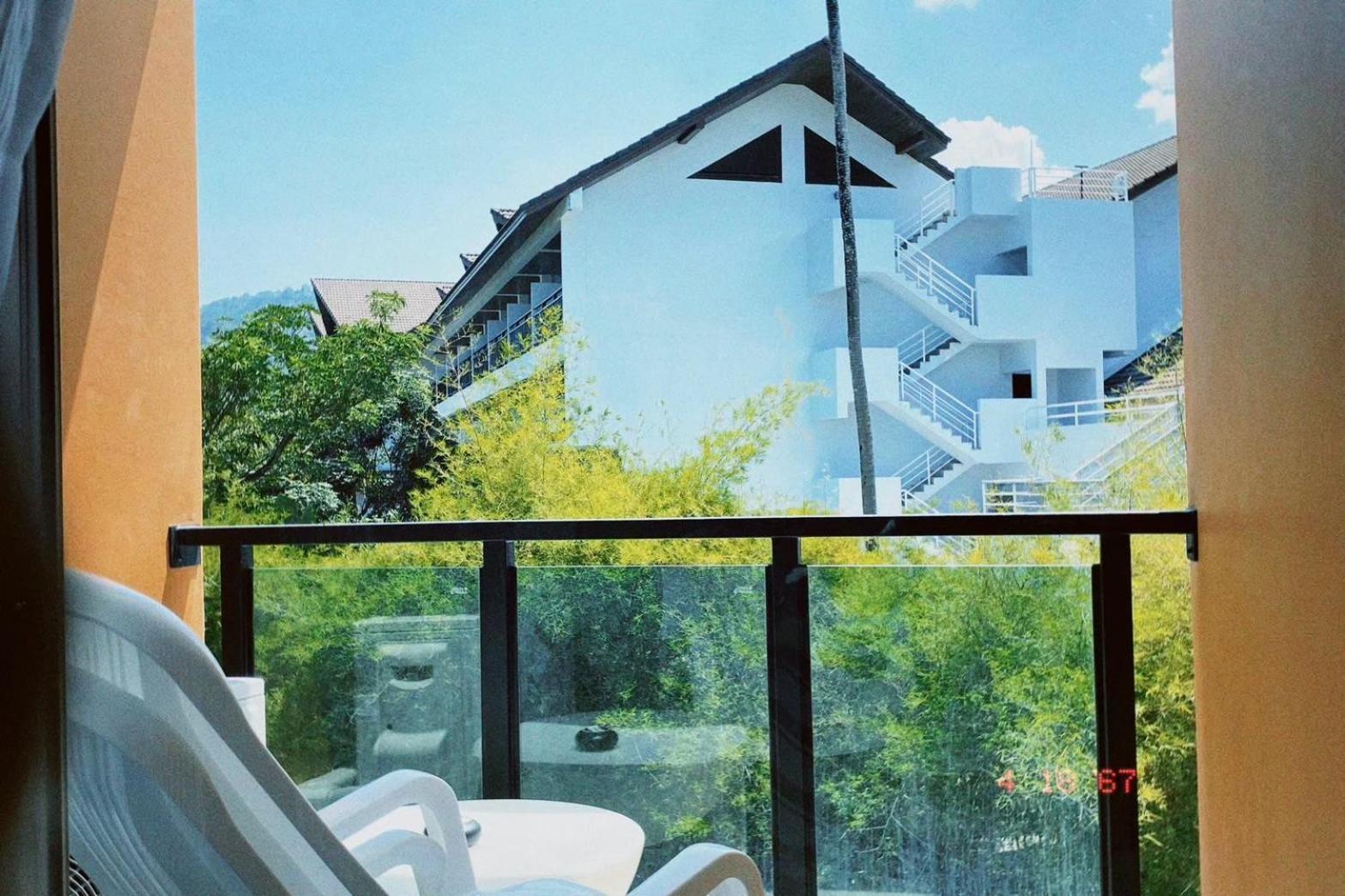 Hotel Sasimanta Kamala Beach Esterno foto